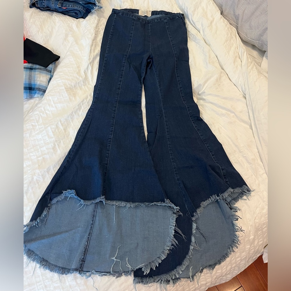 Flare, high-rise rachel by Rachel Roy Jeans. Size 28.